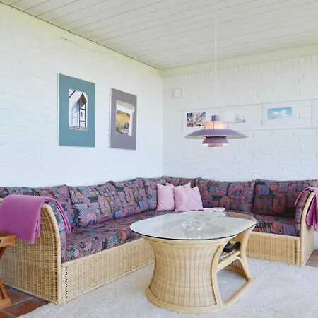 Three-bedroom Holiday In