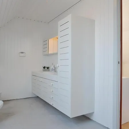 Three-bedroom Holiday In *