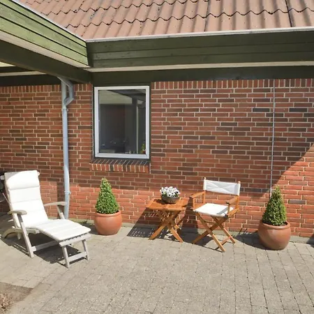 Three-bedroom Holiday In Semesterbostad Farsø
