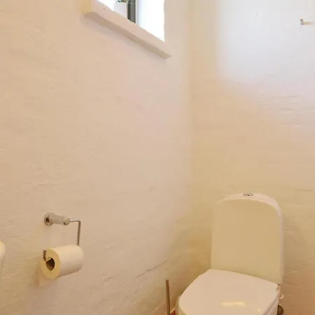 Three-bedroom Holiday In